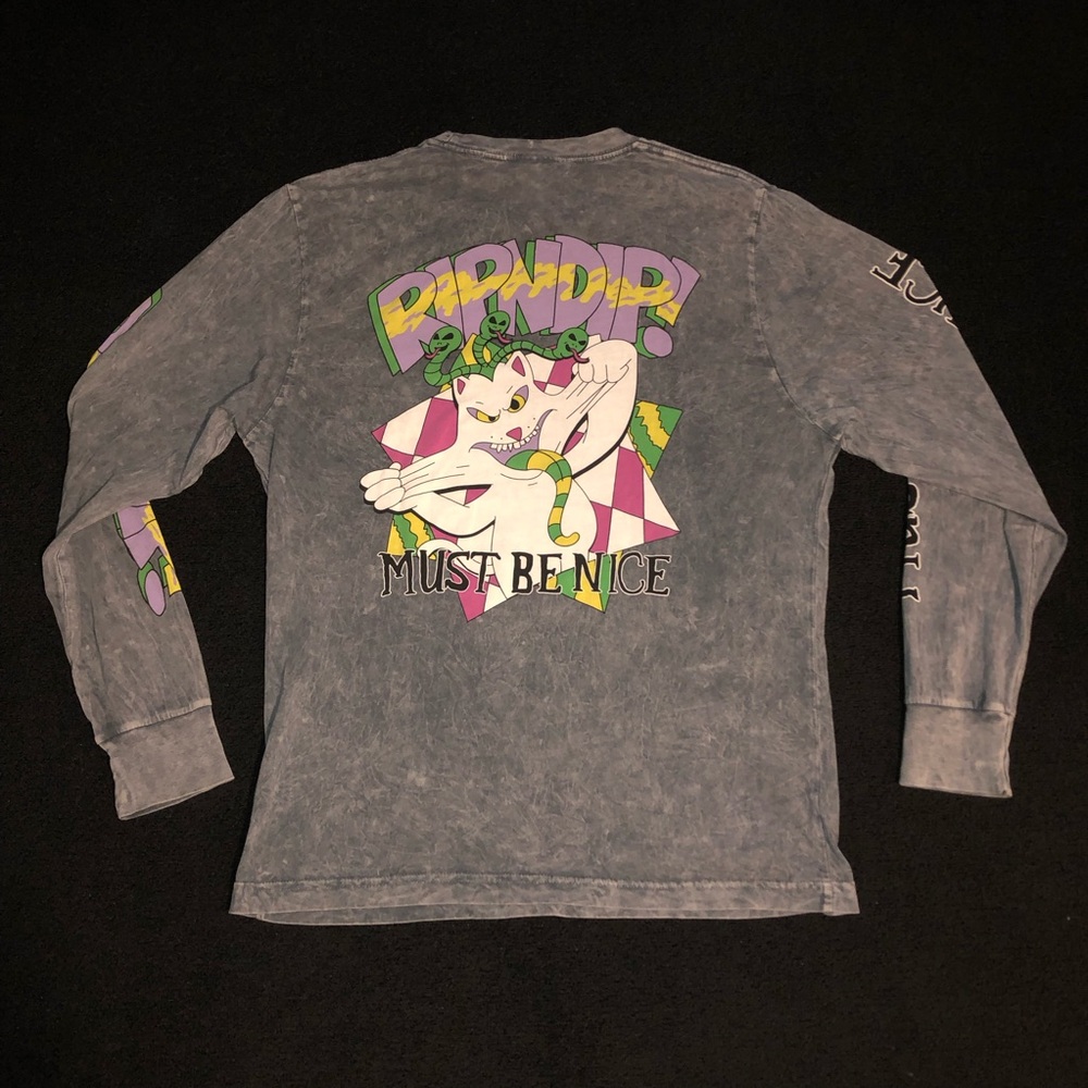 Ripndip. Must Be Nice. Size medium. Gray acid wash color. NWOT. Long Sleeve.